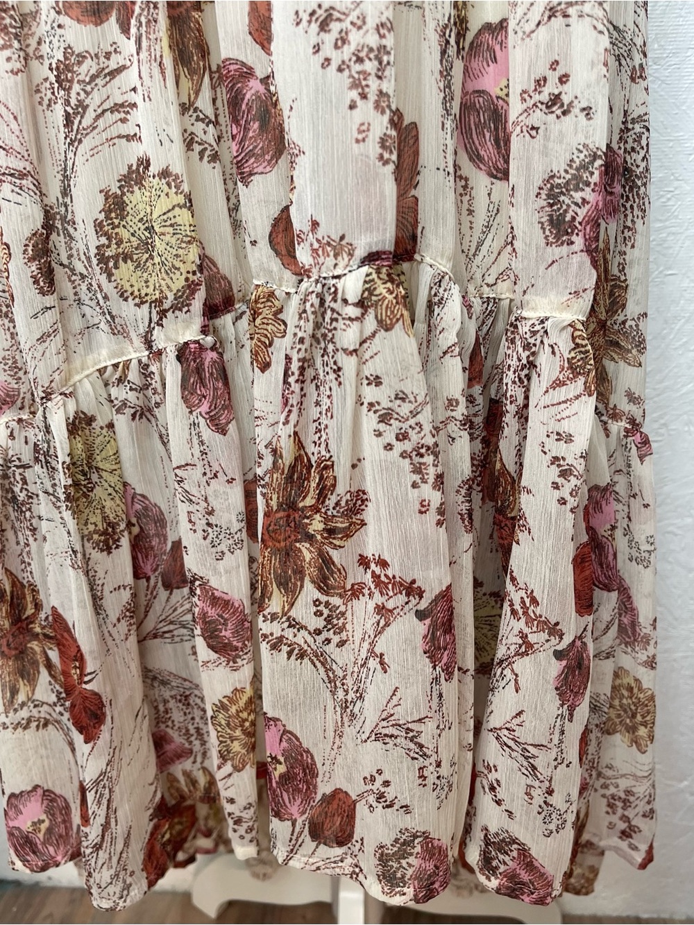 Boho Floral Maxi Dress Bell Sleeve Tiered
Cottagecore Fall Festival Sm oversized - Picture 6 of 14